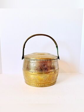 Stunning Heavy Antique Solid Brass Handled Lidded Vessel Hand Incised Pattern